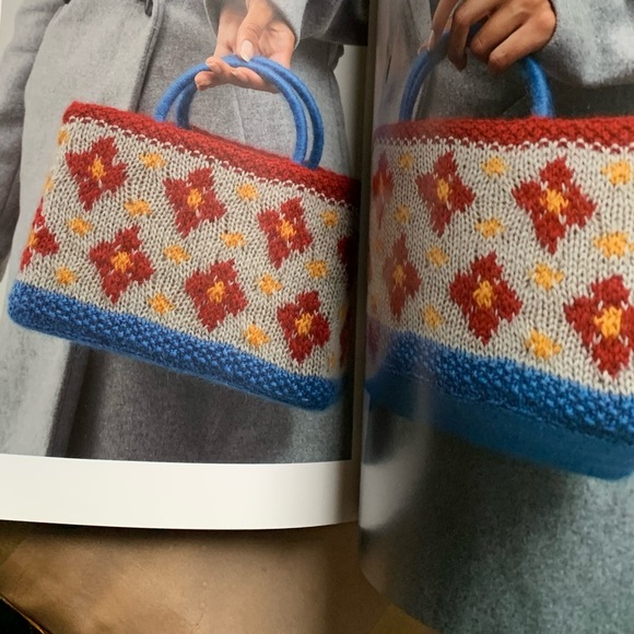 ROWAN Pattern Book - Picture 6 of 7